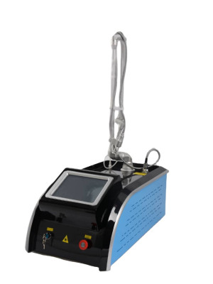 Медицинский CO2 Лазер "TRILLIUM" для дерматологического, отоларингологического, хирургического использования	